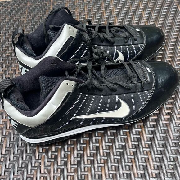 Nike Other - NIKE DIAMOND ELITE METAL MID CUT BASEBALL CLEATS MEN’S SIZE 13